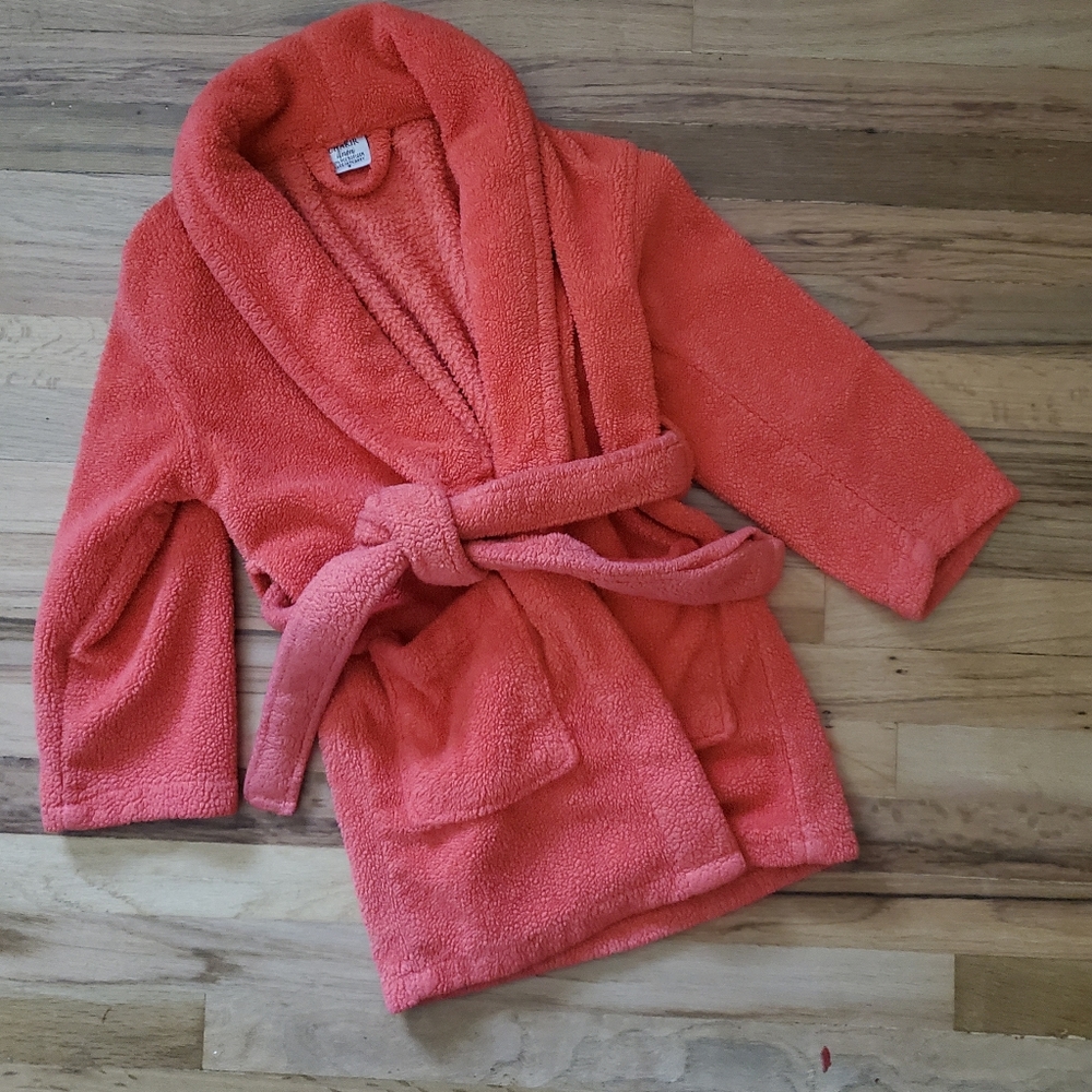Chakir red robe size small